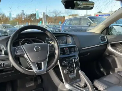 Photo 9 Volvo V40  D2 AdBlue 120 ch Geartronic 6