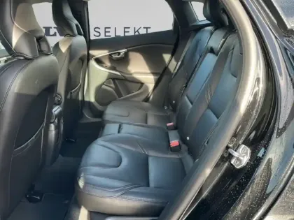 Photo 5 Volvo V40  D2 AdBlue 120 ch Geartronic 6