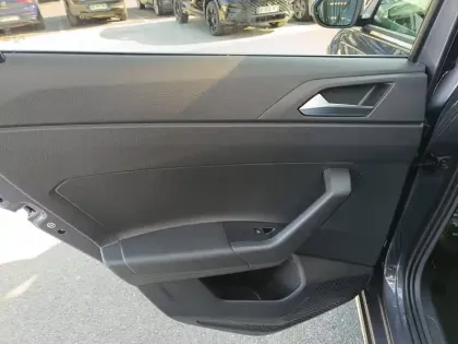 Photo 30 Volkswagen Taigo  1.0 TSI 116 DSG7