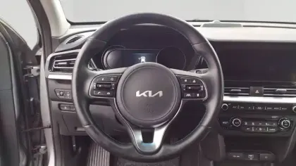 Photo 14 Kia Niro e- Electrique 204 ch