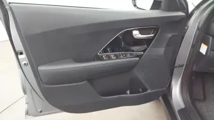 Photo 25 Kia Niro e- Electrique 204 ch