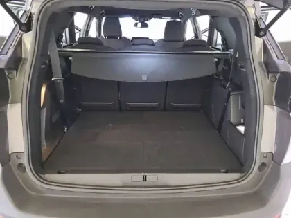 Photo 5 Peugeot 5008  Hybrid 136 e-DCS6