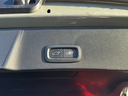 Photo 7 Volvo Xc40  T5 Recharge 180+82 ch DCT7