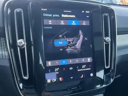 Photo 23 Volvo Xc40  B3 163 ch DCT7