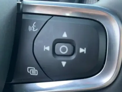 Photo 11 Volvo Xc40  B3 163 ch DCT7