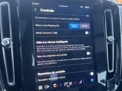 Photo 26 Volvo Xc40  B3 163 ch DCT7