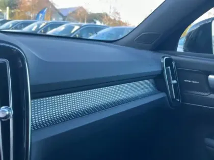 Photo 18 Volvo Xc40  B3 163 ch DCT7