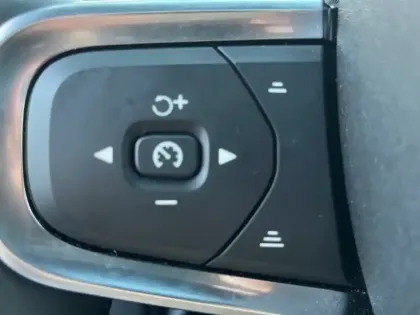 Photo 10 Volvo Xc40  B3 163 ch DCT7