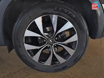 Photo 14 Renault Arkana  1.3 TCe mild hybrid 140ch Evolution EDC -22 GPS Camera