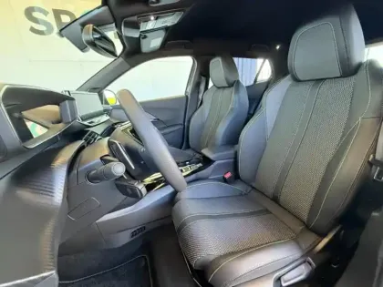 Photo 8 Peugeot 2008  145 GT Hybrid GPS / CAMERA