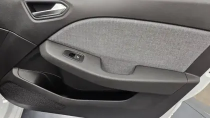 Photo 21 Renault Clio  Eco-G 100 GSR2