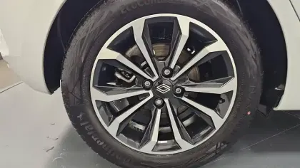 Photo 16 Renault Clio  Eco-G 100 GSR2