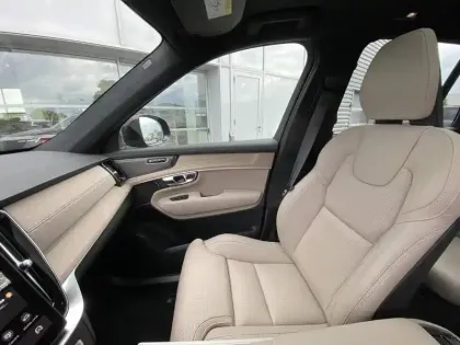 Photo 48 Volvo Xc90  T8 AWD Hybride Rechargeable 455 ch Geartronic 8 7pl