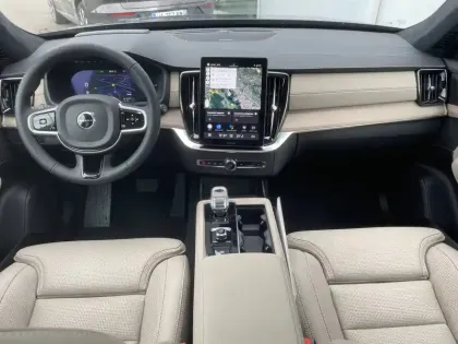 Photo 3 Volvo Xc90  T8 AWD Hybride Rechargeable 455 ch Geartronic 8 7pl