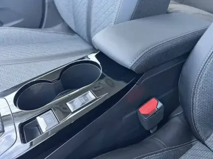 Photo 47 Peugeot 208  Hybrid 110 e-DCS6