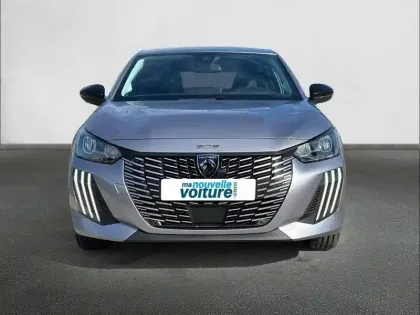 Photo 28 Peugeot 208  Hybrid 110 e-DCS6