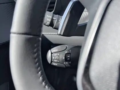 Photo 49 Peugeot 208  Hybrid 110 e-DCS6