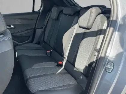 Photo 38 Peugeot 208  Hybrid 110 e-DCS6