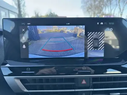 Photo 14 Citroën C4  Hybride 136 e-DCS6