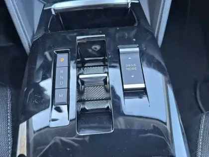 Photo 13 Citroën C4  Hybride 136 e-DCS6