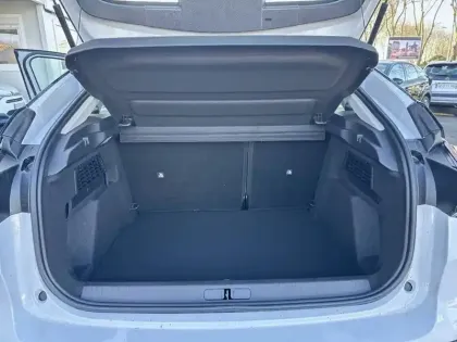 Photo 5 Citroën C4  Hybride 136 e-DCS6