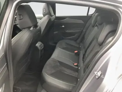 Photo 33 Peugeot 308  Electrique 54 kWh 156ch