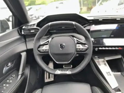 Photo 30 Peugeot 308  Electrique 54 kWh 156ch