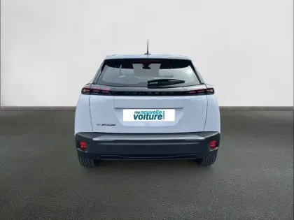 Photo 24 Peugeot 2008  Electrique 50 kWh 136 ch