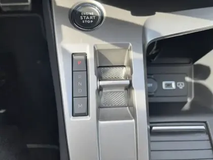 Photo 13 Peugeot 308  Hybrid 136 e-DCS6