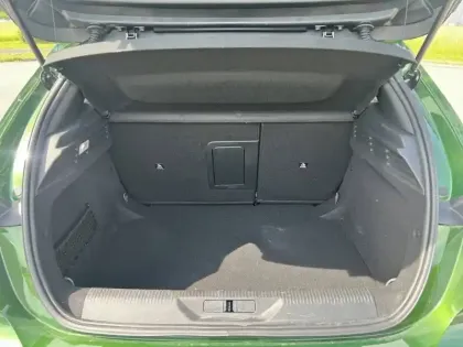 Photo 5 Peugeot 308  Hybrid 136 e-DCS6