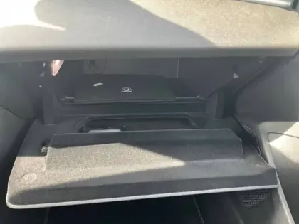 Photo 26 Peugeot 308  Hybrid 136 e-DCS6