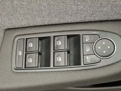 Photo 32 Renault Clio  TCe 90 GSR2