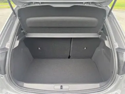 Photo 36 Peugeot 208  Hybrid 110 e-DCS6