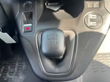 Photo 13 Peugeot Partner  FOURGON M 1000 KG BLUEHDI 100 S&S BVM6