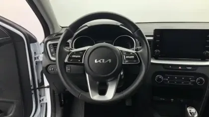 Photo 11 Kia Xceed  1.0l T-GDi 120 ch BVM6 Active Business