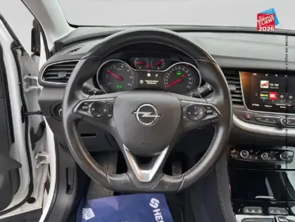 Photo 11 Opel Grandland  1.6 Turbo 225ch Hybride Ultimate