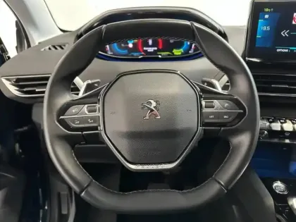 Photo 14 Peugeot 3008  HYBRID 225ch Allure Pack e-EAT8