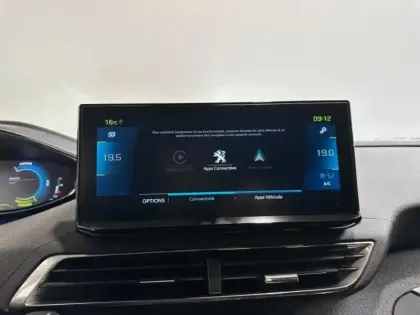 Photo 13 Peugeot 3008  HYBRID 225ch Allure Pack e-EAT8