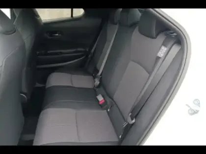 Photo 10 Toyota C-HR  2.0 Hybride Rechargeable 225ch Collection MY25