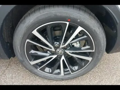 Photo 11 Toyota C-HR  2.0 Hybride Rechargeable 225ch Collection MY25