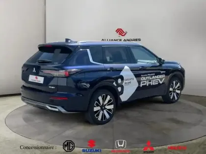 Photo 4 Mitsubishi Outlander  2.4 PHEV 306ch Instyle + 4WD