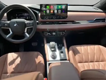 Photo 9 Mitsubishi Outlander  2.4 PHEV 306ch Instyle + 4WD