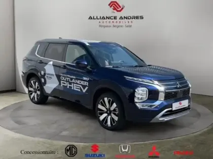 Photo 6 Mitsubishi Outlander  2.4 PHEV 306ch Instyle + 4WD