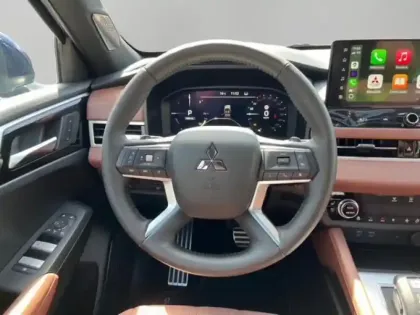 Photo 11 Mitsubishi Outlander  2.4 PHEV 306ch Instyle + 4WD