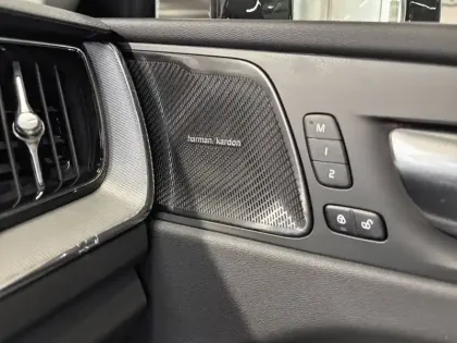 Photo 30 Volvo Xc60  T6 AWD Hybride rechargeable 253 ch+145 ch Geartronic 8