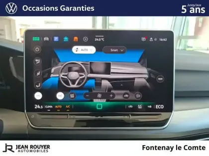 Photo 53 Volkswagen Golf  1.5 eHybrid 204 DSG6