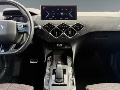 Photo 10 DS DS 3  Crossback E-Tense Performance Line +