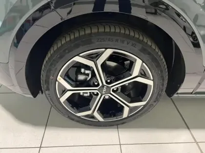 Photo 12 Kia Niro  1.6 GDi 129ch HEV Premium DCT6