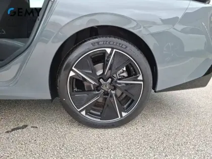 Photo 26 Peugeot 308  SW Electrique 54 kWh 156ch