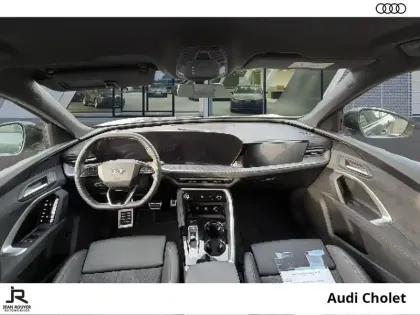 Photo 8 Audi Q5  TFSI 204 ch Hybride S tronic 7 Quattro